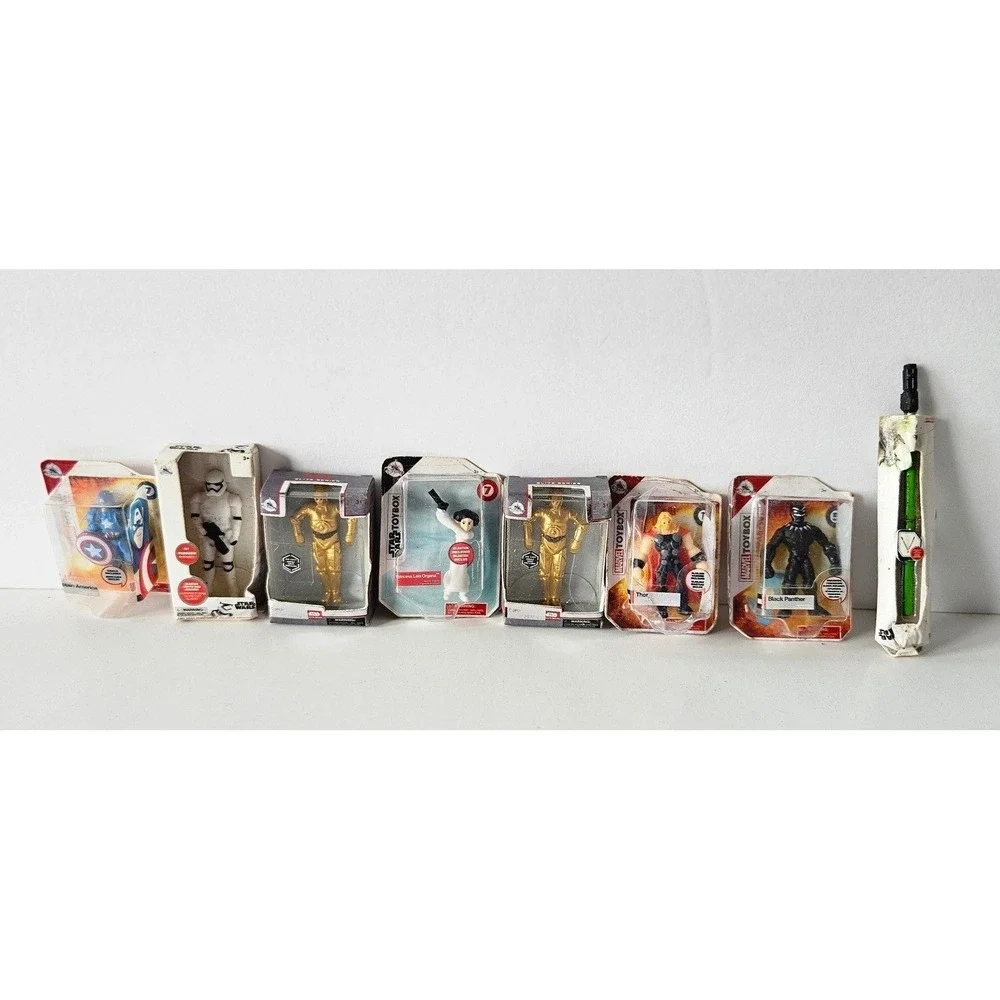 Star Wars Mini Brands Disney Zuru LOT OF 8 Figures C-3P0 Thor Black Panther Leia